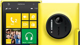 Nokia sostituisce il Galaxy S4 andato in fiamme con uno smartphone Lumia