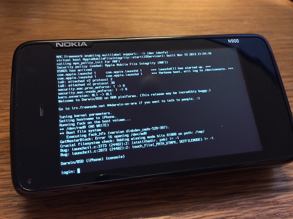 iOS kernel,  porting su Nokia N900