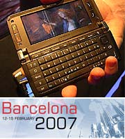 3GSM 2007: i big della telefonia calano gli assi