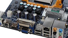 AMD 690G vs NVIDIA GeForce 7050PV
