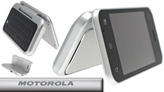 Motorola BackFlip: un form factor innovativo e funzionale