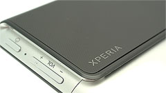 Sony Xperia Tablet S, Tegra 3 e un design particolare