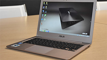 Asus ZenBook UX305: leggero e ricco, senza costare uno sproposito