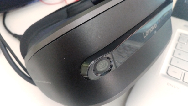 Lenovo Explorer