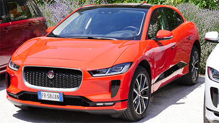 Jaguar I-Pace: il SUV sportivo e completamente elettrico