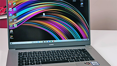 Huawei MateBook D 15: oltre l'apparenza c'è tanta sostanza