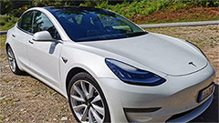 Tesla Model 3 Long Range: l'elettrica che coniuga potenza e autonomia