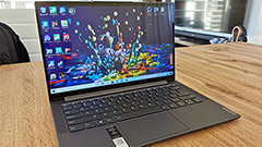 Lenovo Yoga Slim 7: il notebook compatto con Ryzen 4000