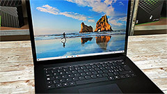 Microsoft Surface Laptop 4 15 pollici con CPU AMD Ryzen 7