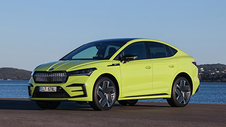 Skoda Enyaq Coupé iV, test drive in anteprima: l'elettrica bella e intelligente