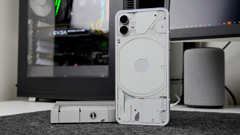 Nothing Phone (1): qualcosa di diverso ma uguale! La recensione