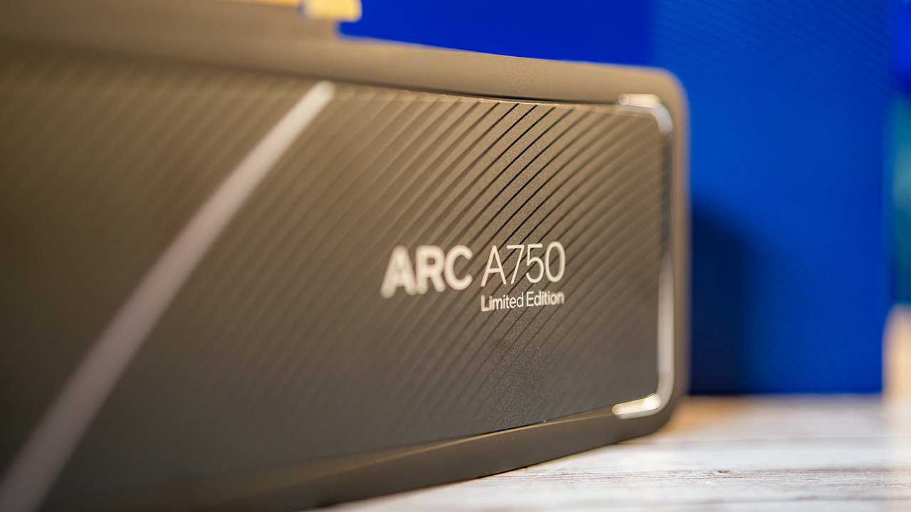 Arc A750 Limited Edition recensione: finalmente Intel nel settore delle GPU dedicate