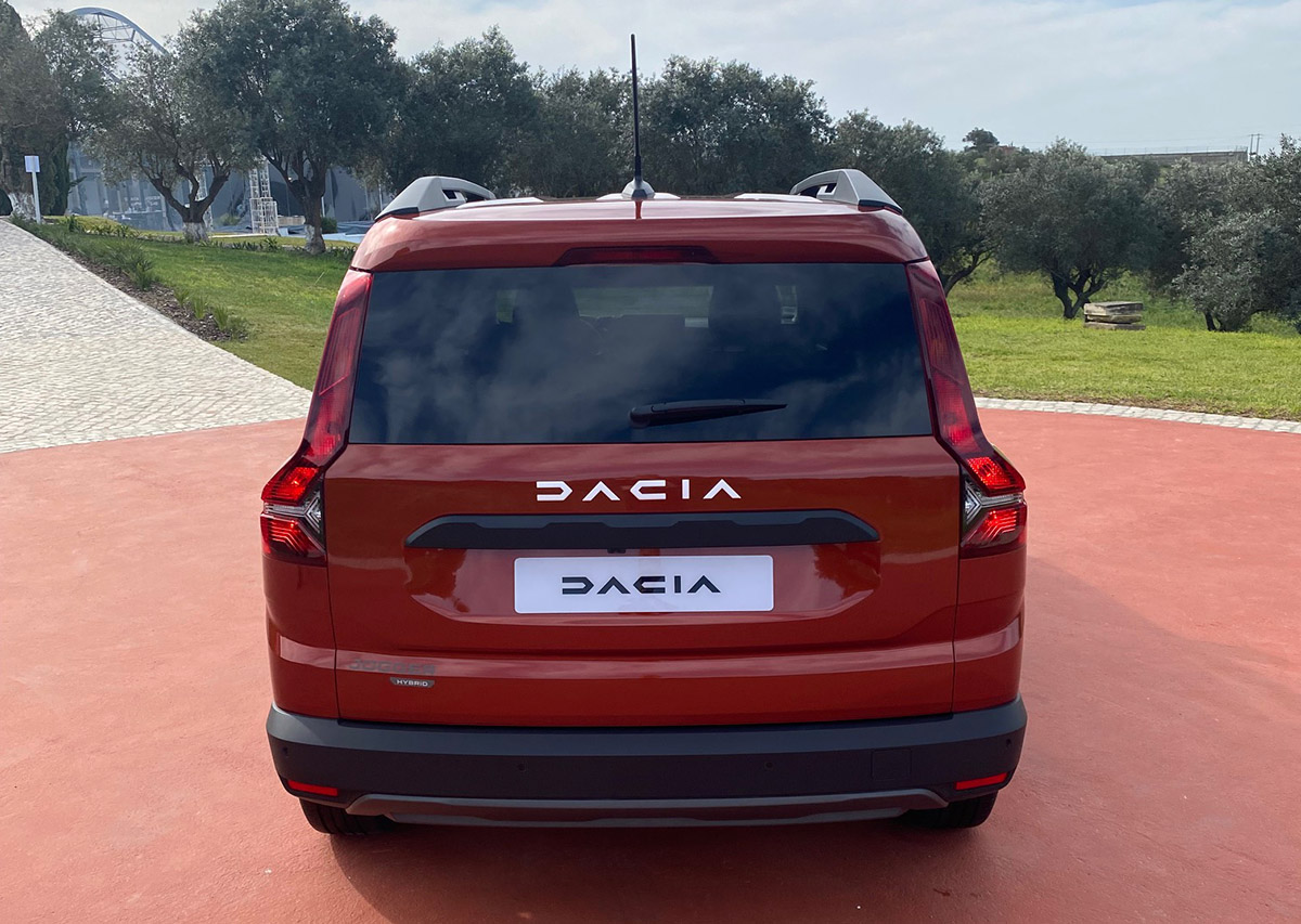 Dacia Jogger Hybrid 140