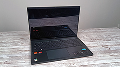 Acer Swift Edge 16, il notebook leggero e potente con AMD Ryzen 7 7840U