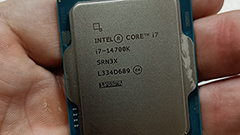 Intel Core i7-14700K contro 13700K: quanta differenza fanno 4 E-core in più?