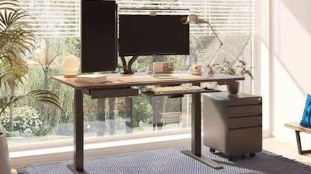 FlexiSpot E7B-PRO: una scrivania motorizzata per migliorare la postura