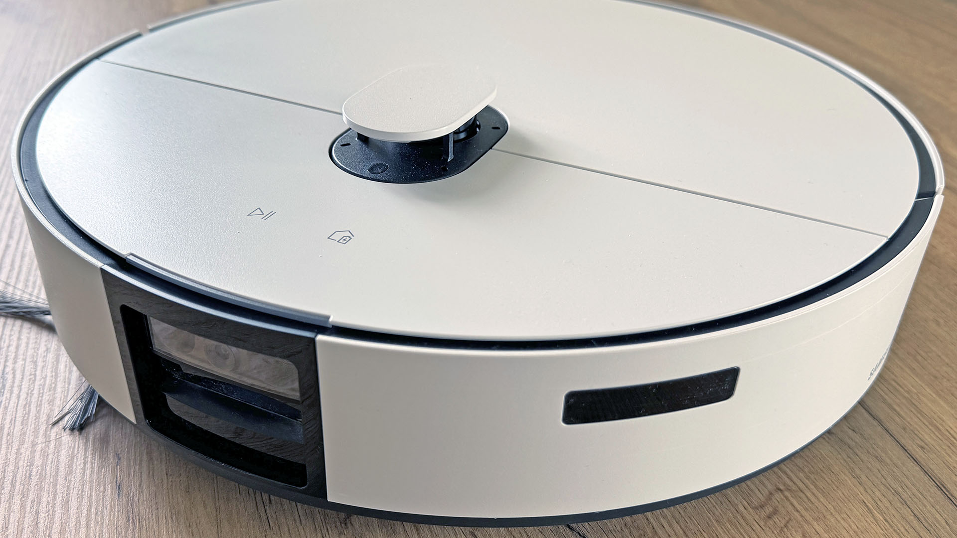 Samsung Jet Bot Combo AI: lava e aspira con l'intelligenza artificiale