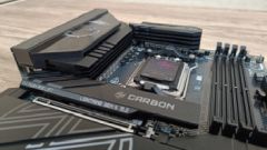 MPG X870E CARBON WIFI, la nuova top di gamma MSI per CPU AMD socket AM5