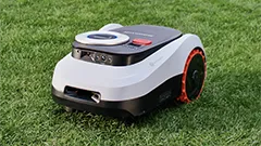 Test in super anteprima di Navimow i220 LiDAR: il robot tagliaerba per tutti