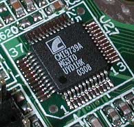 epox_scheda_4.jpg (12965 bytes)