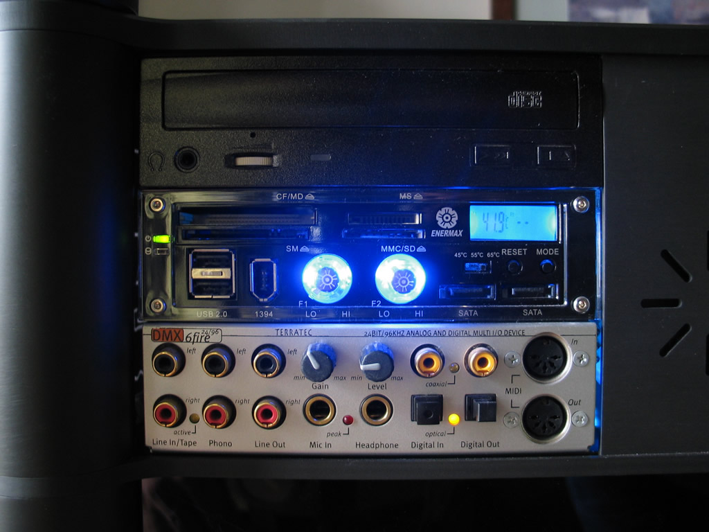 enermax uc-9fatr2