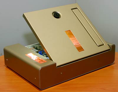 6_s.jpg (15876 bytes)