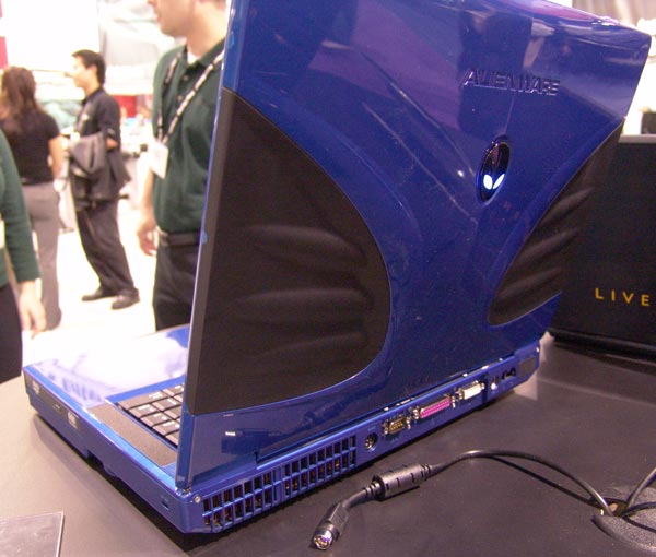 amd_notebook_1.jpg (48960 bytes)