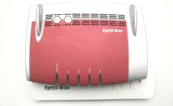 FRITZ!Box 7590