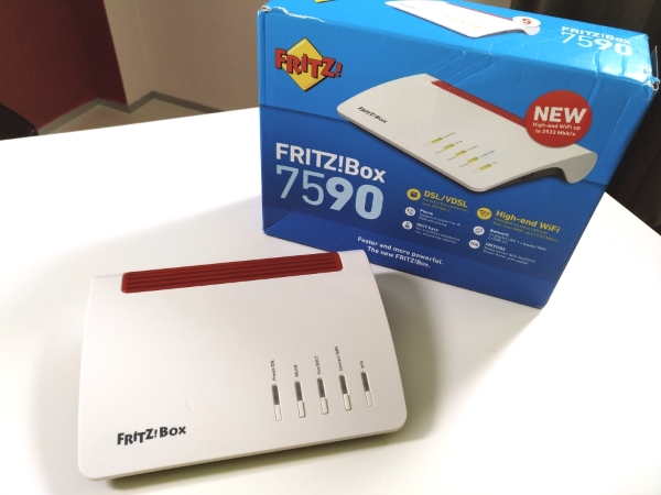 FRITZ!Box 7590