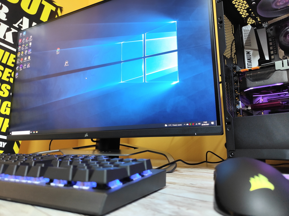 Corsair Xeneon 32QHD165
