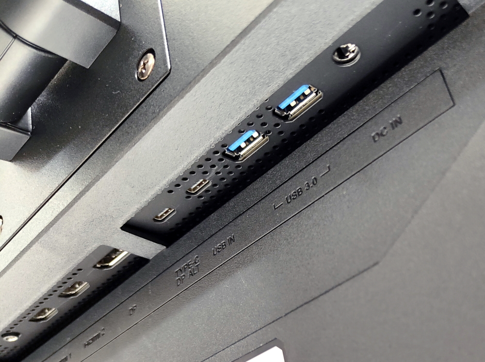 Corsair Xeneon 32QHD165