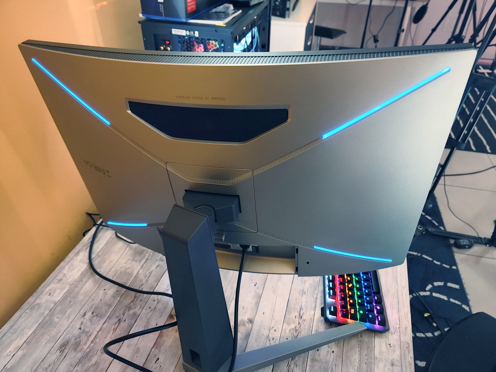 BenQ Mobiuz EX2710R