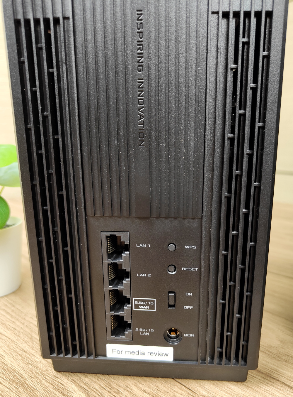 Asus ZenWiFi Pro XT12