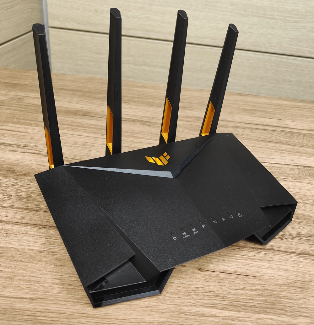 ASUS TUF Gaming AX4200
