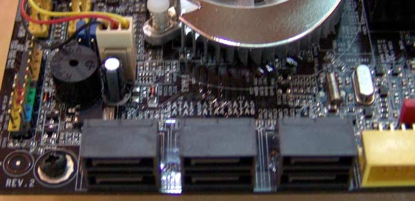 dfi_4.jpg (27832 bytes)