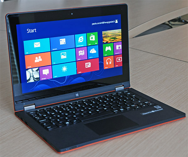 yoga_laptop.jpg (86051 bytes)