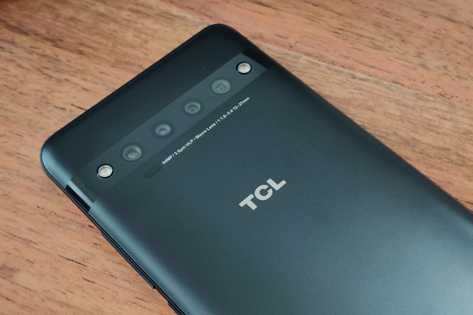 TCL 10 Pro recensione