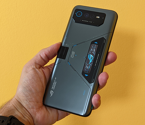 ASUS ROG Phone, date di rilascio di Android 13