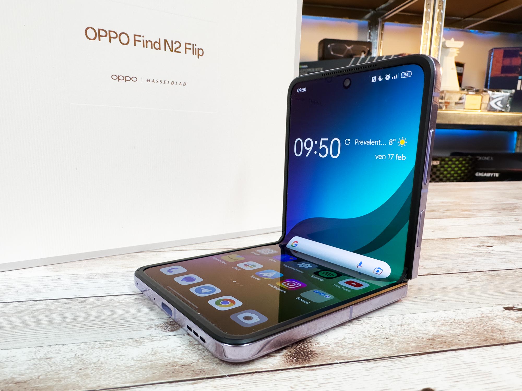 Oppo lancia il suo primo smartphone pieghevole a conchiglia e punta  diventare la nuova Huawei