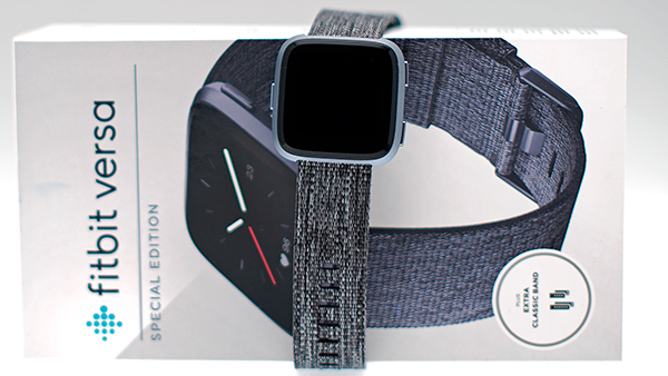 fitbit versa box