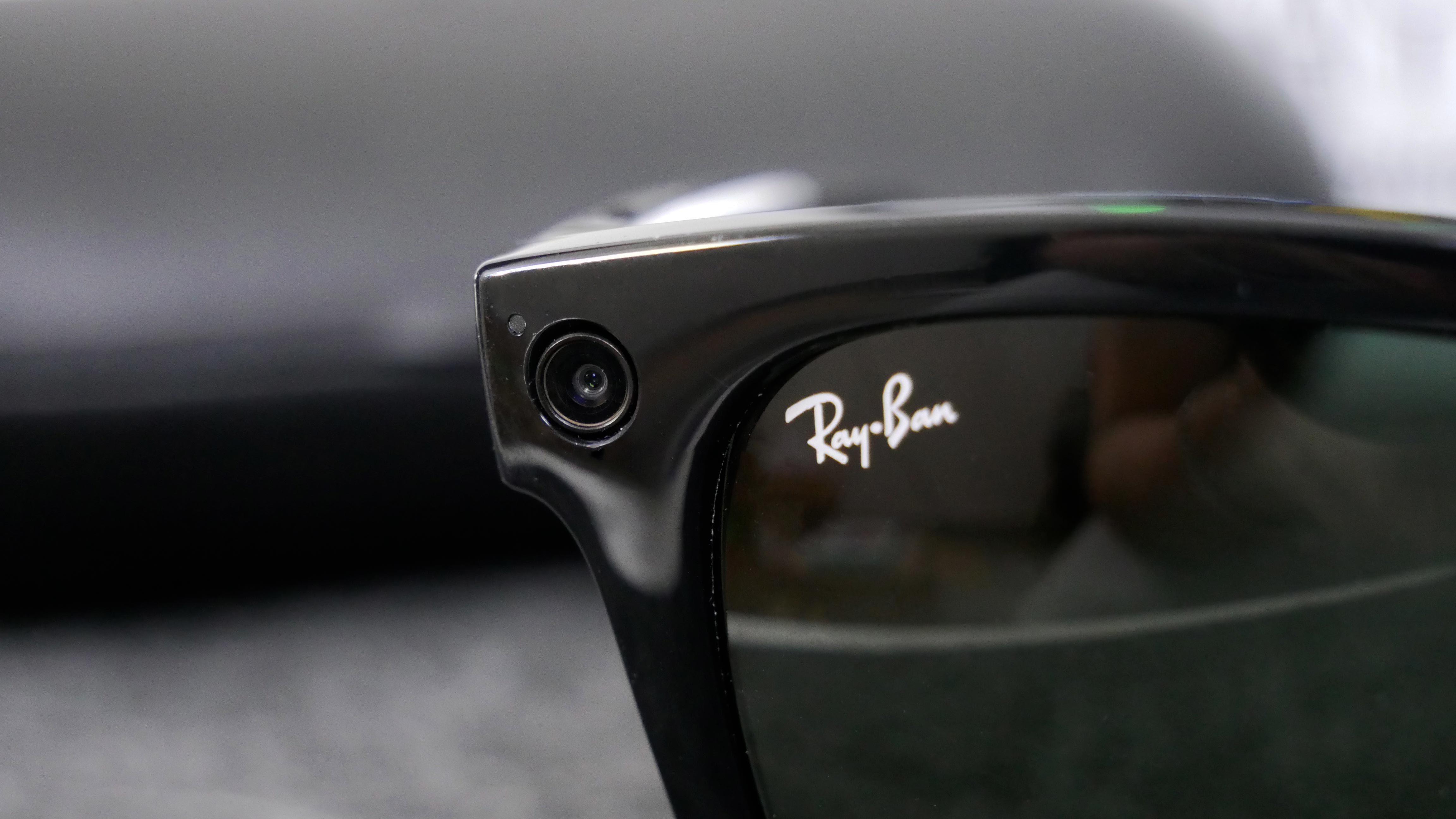 Ray-Ban Stories finalmente veri occhiali smart alla moda Immagine Immagine