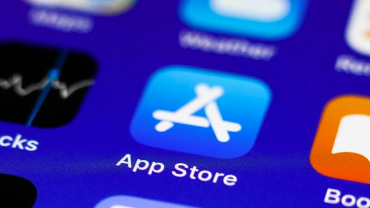 La Cina ordina ad Apple di rimuovere WhatsApp, Telegram e altre app su App Store