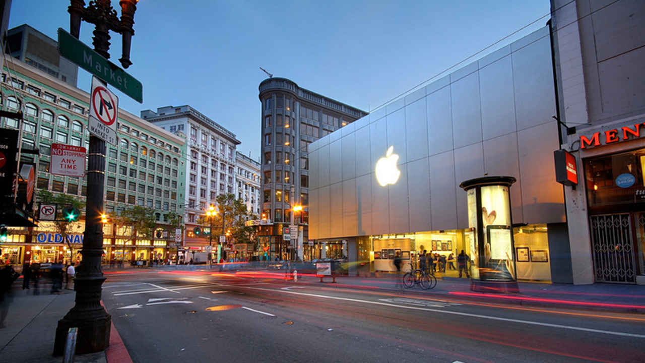 Apple dichiara iPhone X obsoleto: stop definitivo all'assistenza hardware