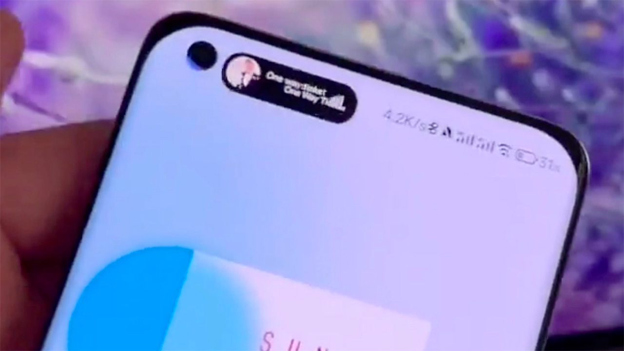 Su Android arriva (male) la Dynamic Island di iPhone 14 Pro. Era veramente necessario copiarla?