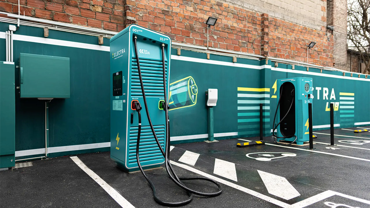 Electra ottiene altri 433 milioni di euro per far crescere la sua rete di ricarica, anche in Italia