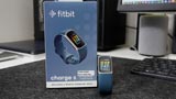 Fitbit Charge 5: il fitness tracker che si crede smartwatch (e fa bene)! La recensione