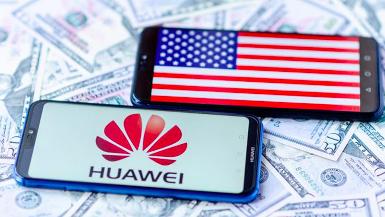 Huawei e ZTE, niente più licenze di rete in USA: Biden firma la legge