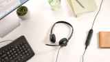 Jabra presenta le nuove cuffie della gamma Engage per i contact center ed Engage AI