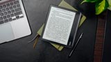 Il super ebook reader Kobo Sage scende al minimo storico, solo 244, anche in versione con custodia
