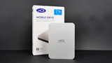 LaCie Mobile Drive da 2TB: moderno, comodo e ottimo per il backup dei dati. La recensione